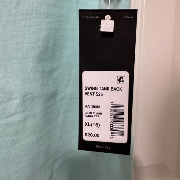 NWT Adidas Swing Tank Back Vent Top - Picture 4 of 4